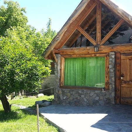 A Pousada Cabanas Pehuenia El Bolsón Exterior foto