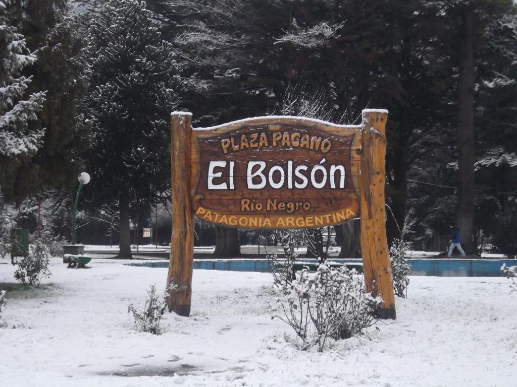 A Pousada Cabanas Pehuenia El Bolsón Exterior foto