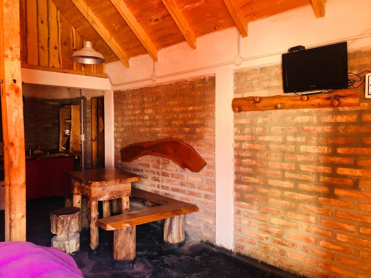 A Pousada Cabanas Pehuenia El Bolsón Exterior foto